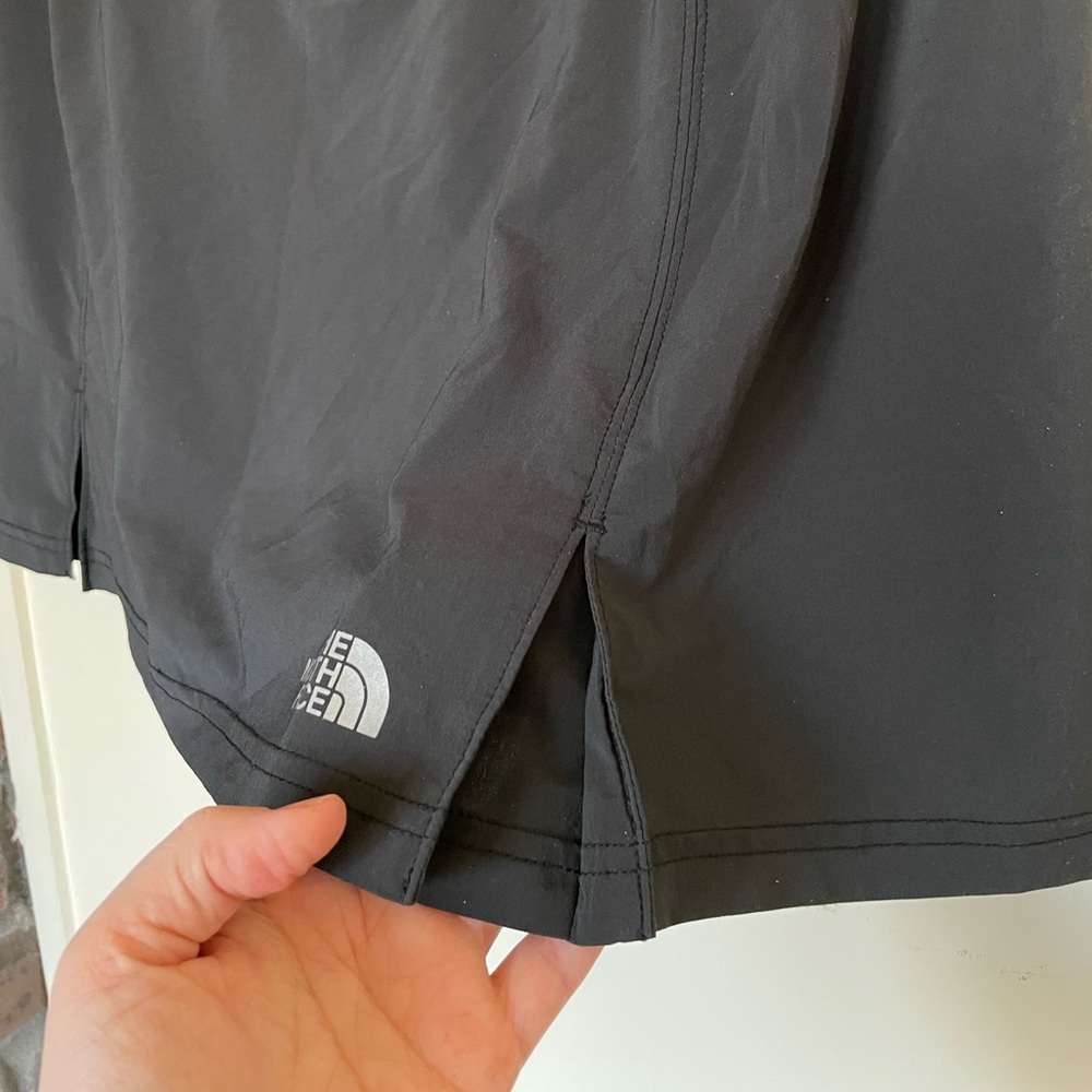 North Face Tennis Skirt in Black | size L - Picture 4 of 10